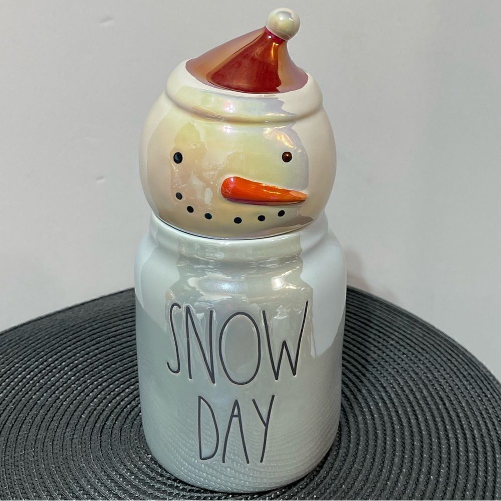 Rae Dunn Snow Day Snowman Canister with Removable Top NWT